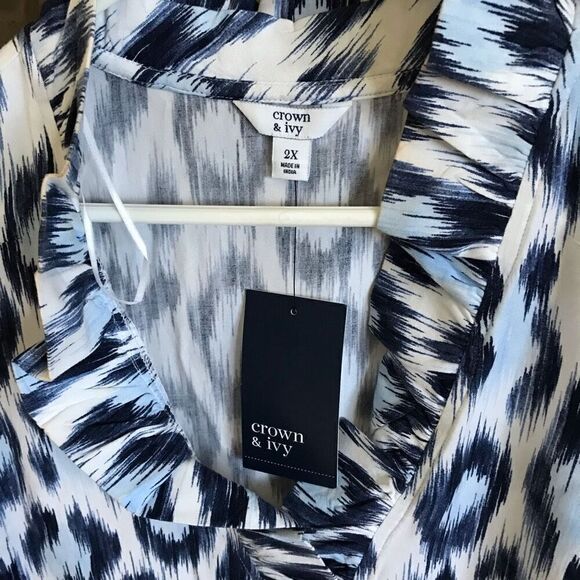 Crown & Ivy Blouse top blouse blue white sleeveless plus SZ 2X New w/tags - Picture 6 of 6